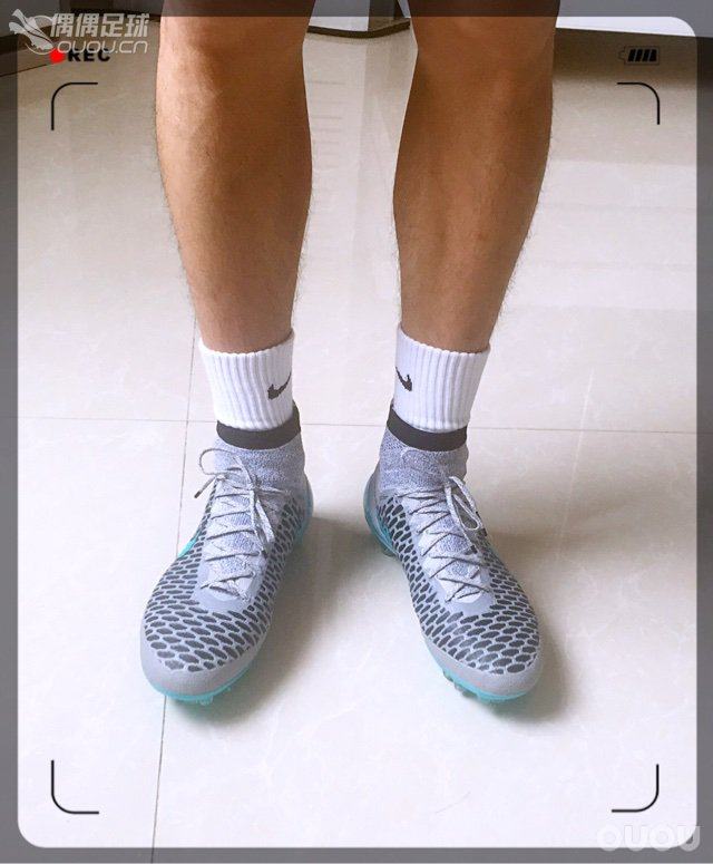 刚入手不久 下地一场 还没习惯她的包裹性 不过确实很喜欢 期待下面的表现。。。