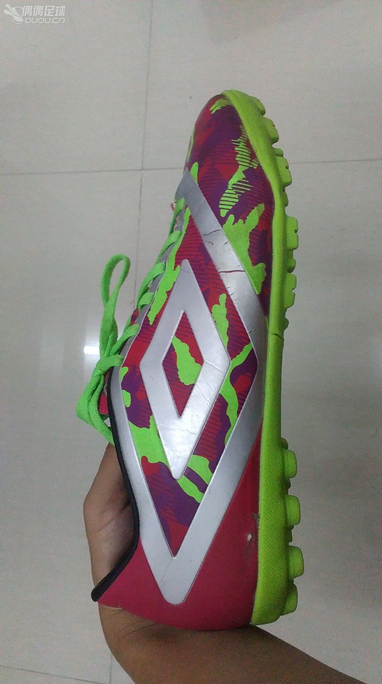 初试足球鞋换底