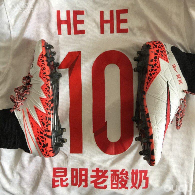 毒蜂2 Nike Hypervenom II ID开箱及测评 少图多字慎点!!