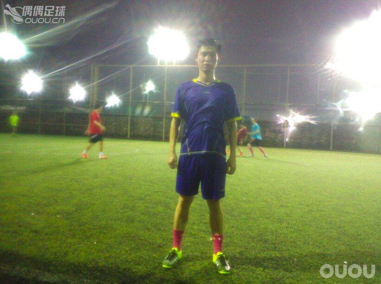 Adidas ACE 15.3 AG开箱实战感受