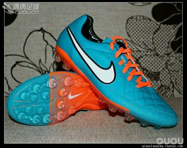 同样是袋鼠皮的,大家觉得哪个更好一些?为什么?