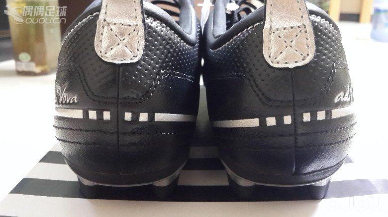 请各位大神,帮助小弟鉴定下,我这双鞋是不是假货!