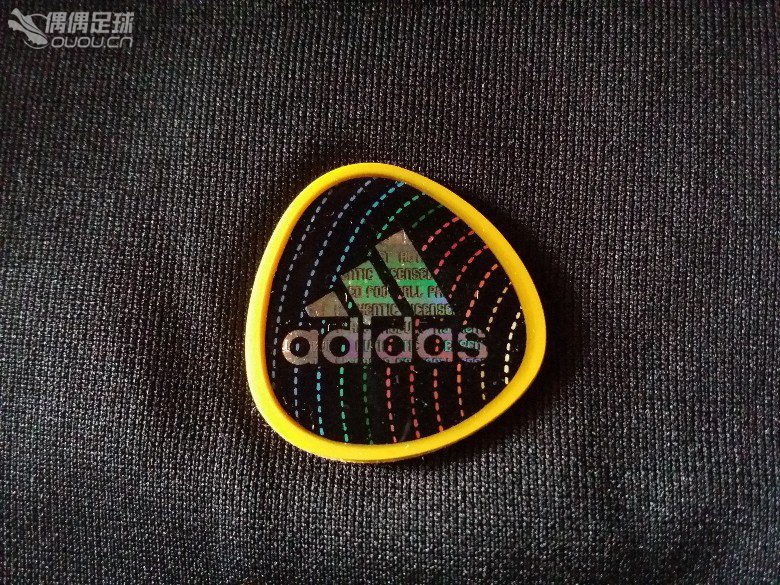 新入一件2010德国黑金客场, 求大神帮忙鉴定