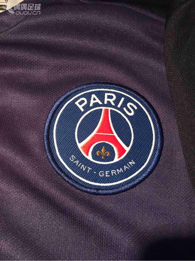 朋友从巴黎旗舰店带回的大巴黎球迷版!迫不急待给大家展示一下。