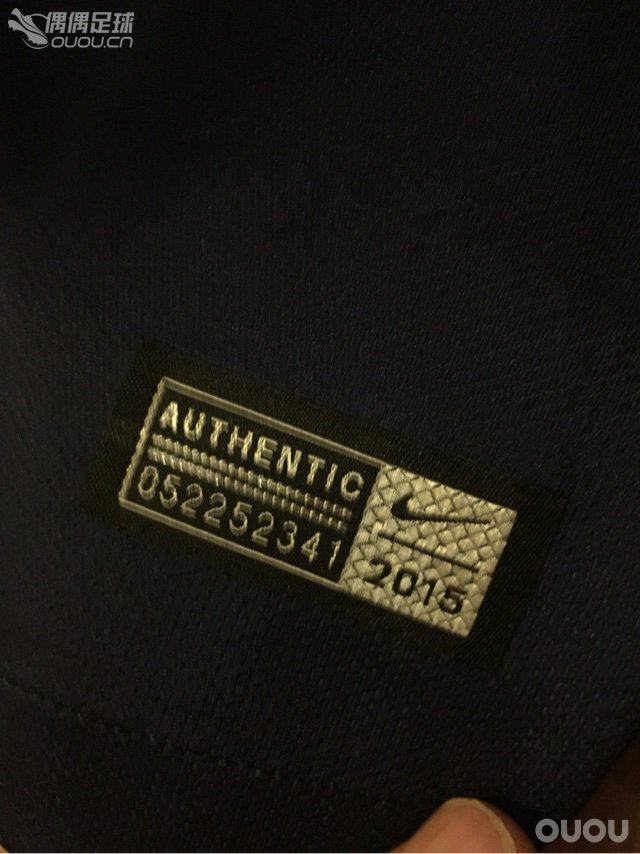 朋友从巴黎旗舰店带回的大巴黎球迷版!迫不急待给大家展示一下。