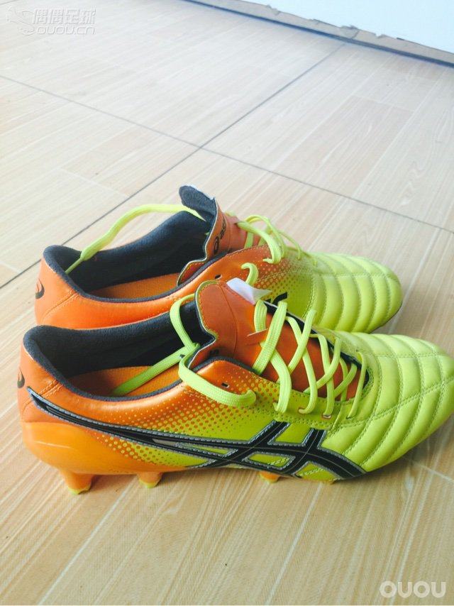 新鞋,求鉴定是否正。