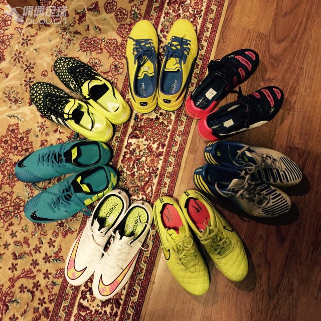 这礼拜穿的几双鞋子