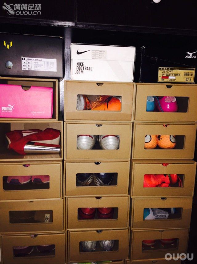 不开心的时候就是把它们全部拿出来,擦擦再放回去,有好几双大了,275的想卖