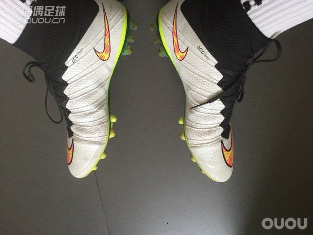 都说superfly 4 不偏码,但是怎么感觉前面有点空呢?是不是买大了?