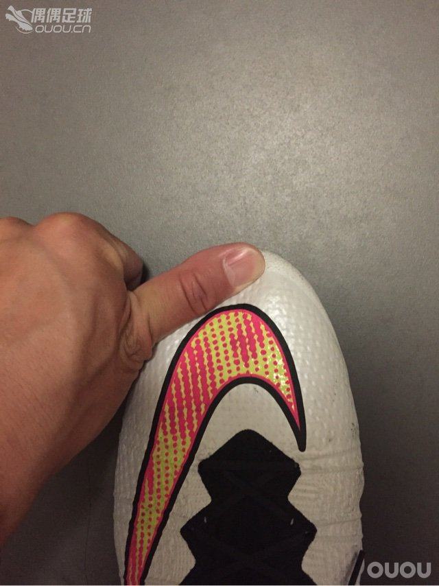 都说superfly 4 不偏码,但是怎么感觉前面有点空呢?是不是买大了?