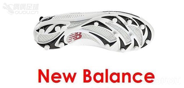 这是什么鞋? 足球鞋还是橄榄球鞋