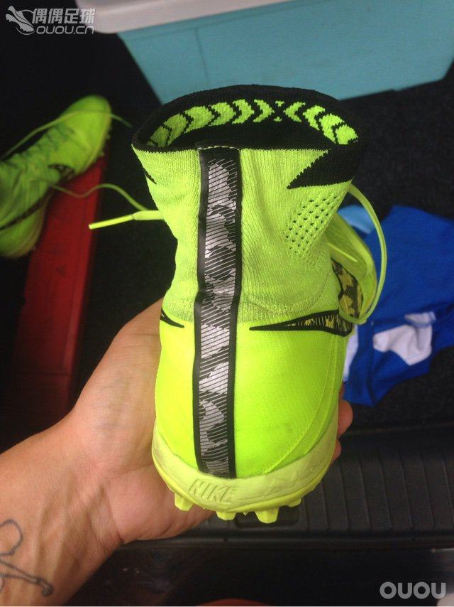 各位大神给看看是正品吗