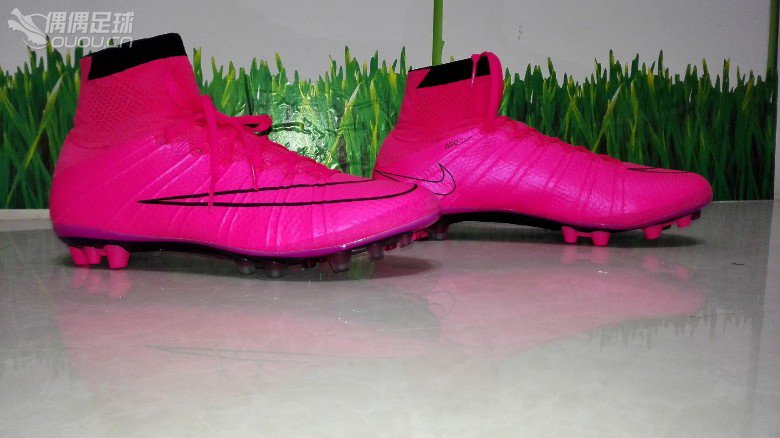 昨晚趁老婆不在家,我偷偷的这样….