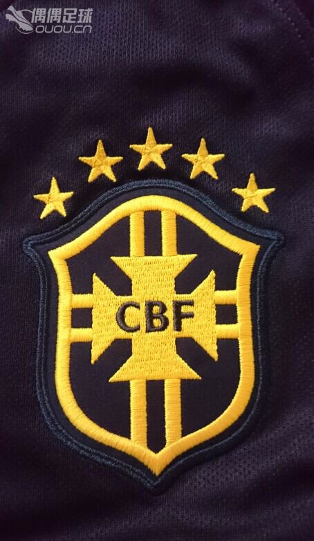 14巴西第二客场深墨绿色球员版,求鉴定