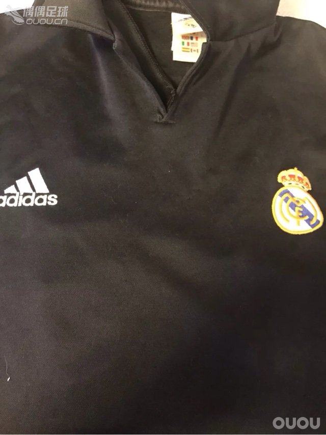 求高手鉴定这件皇马百年款