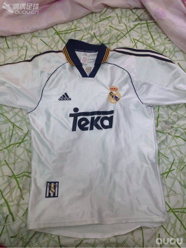 最近收了件99-00赛季的皇马