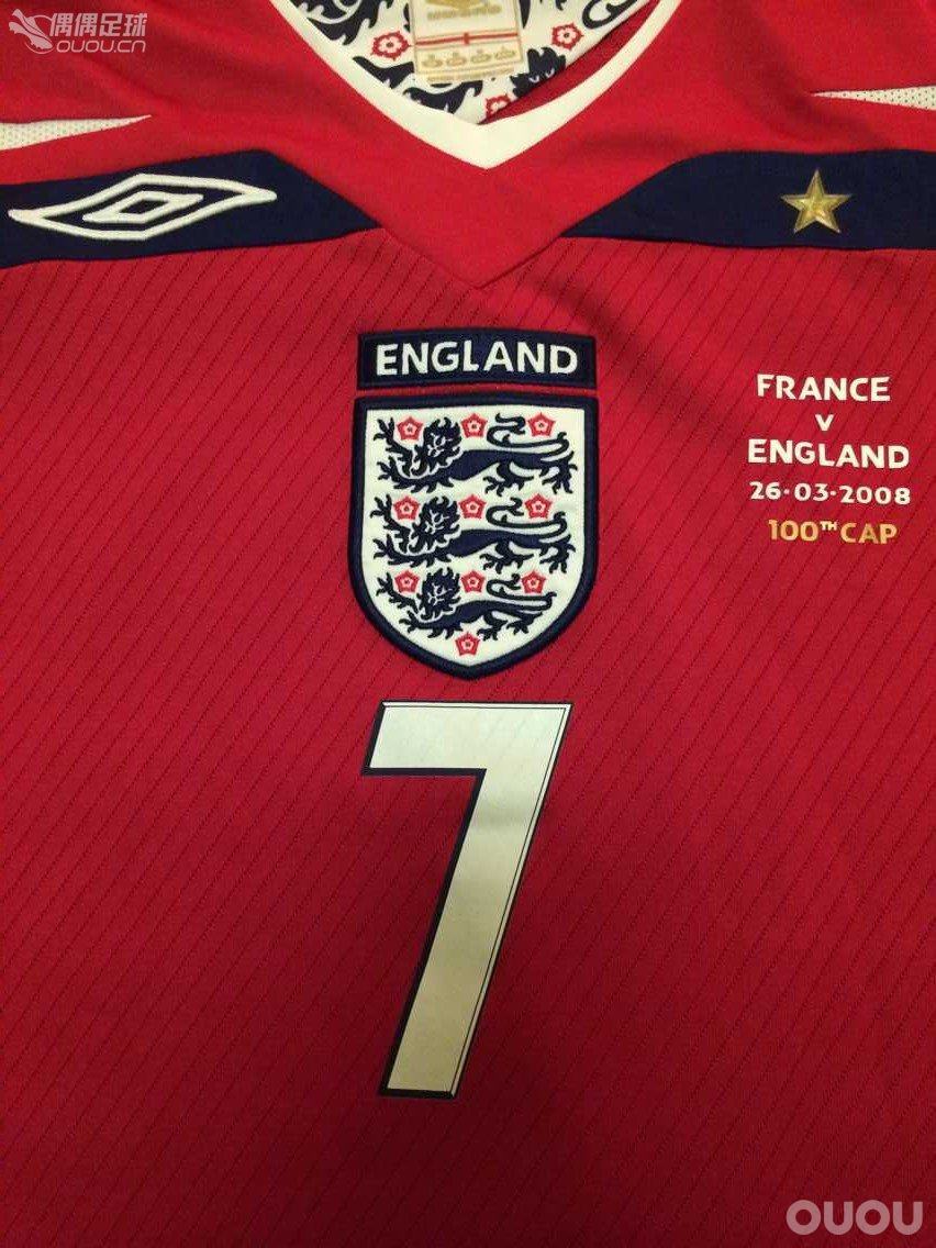 近日收了件小贝的英格兰百场,各位大神帮我看看,正品与否?