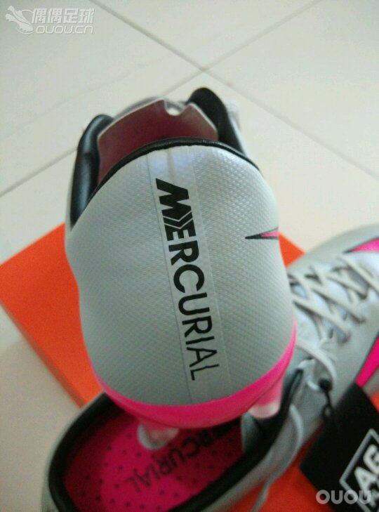 请各位大神帮忙看下,这鞋正吗?