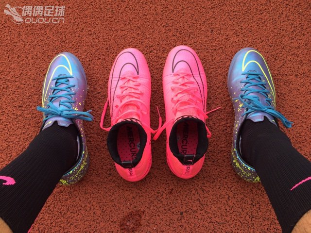 扒扒自己拥有的所有球鞋~绝对一张流~欢迎喷友~自从接触足球开始就停不下来了~