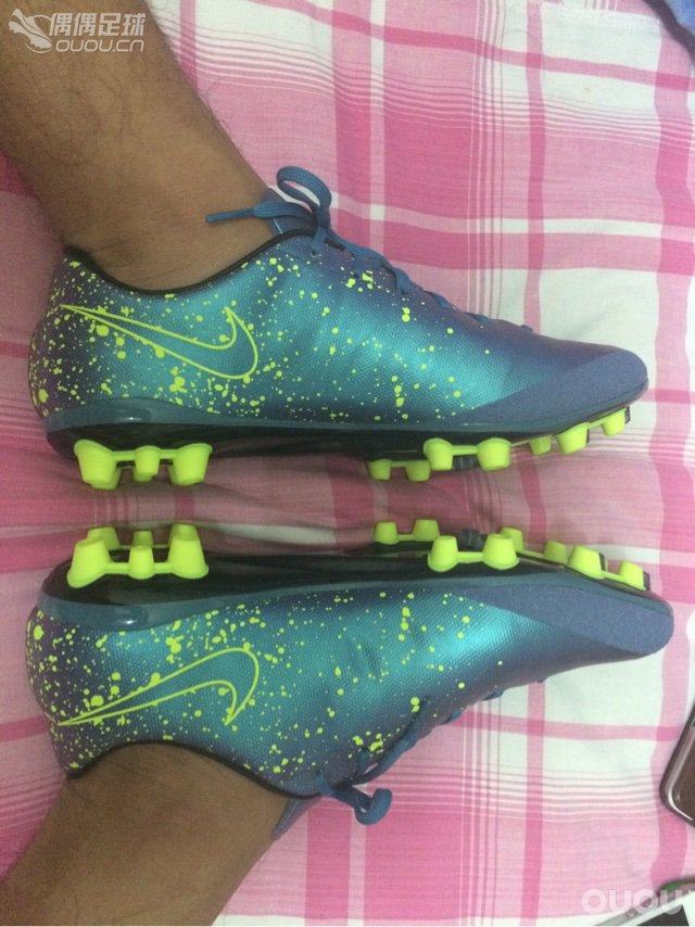 穿鞋不穿袜,走路像只鸭!!