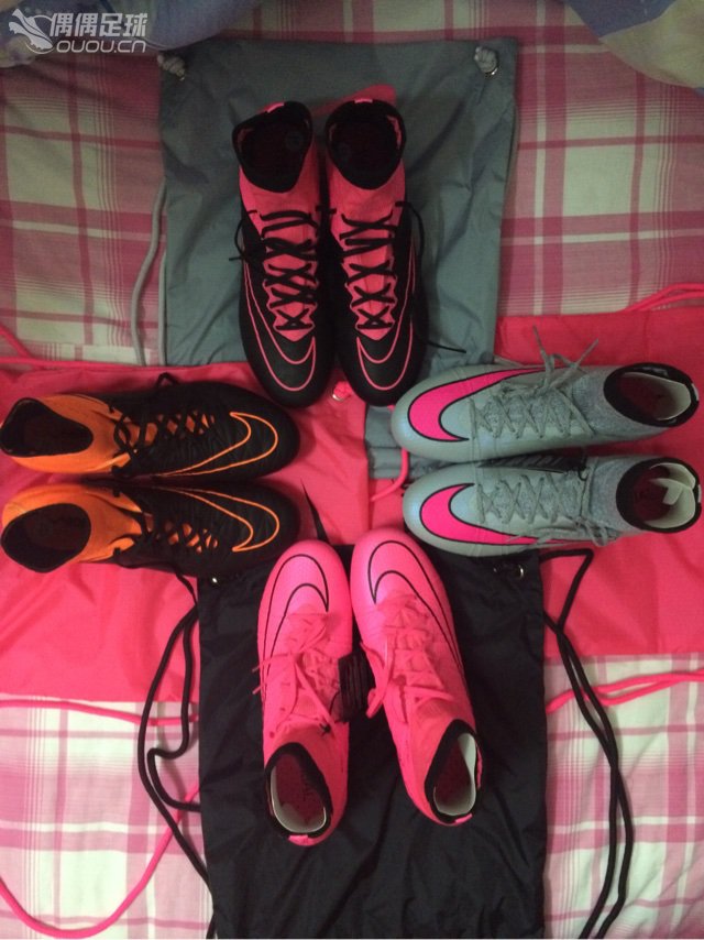 扒扒自己拥有的所有球鞋~绝对一张流~欢迎喷友~自从接触足球开始就停不下来了~