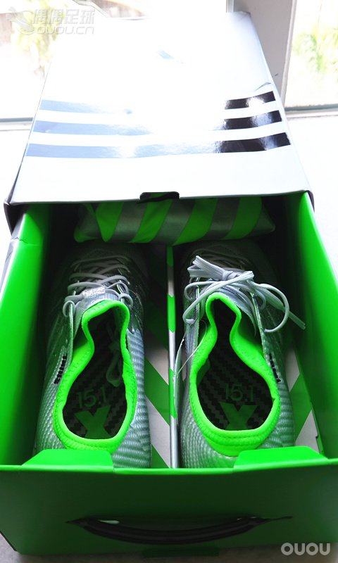 下地感受之 X15.1 eskolaite,亮瞎眼