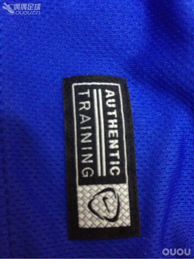 请各位大神帮鉴别下是否真品…?