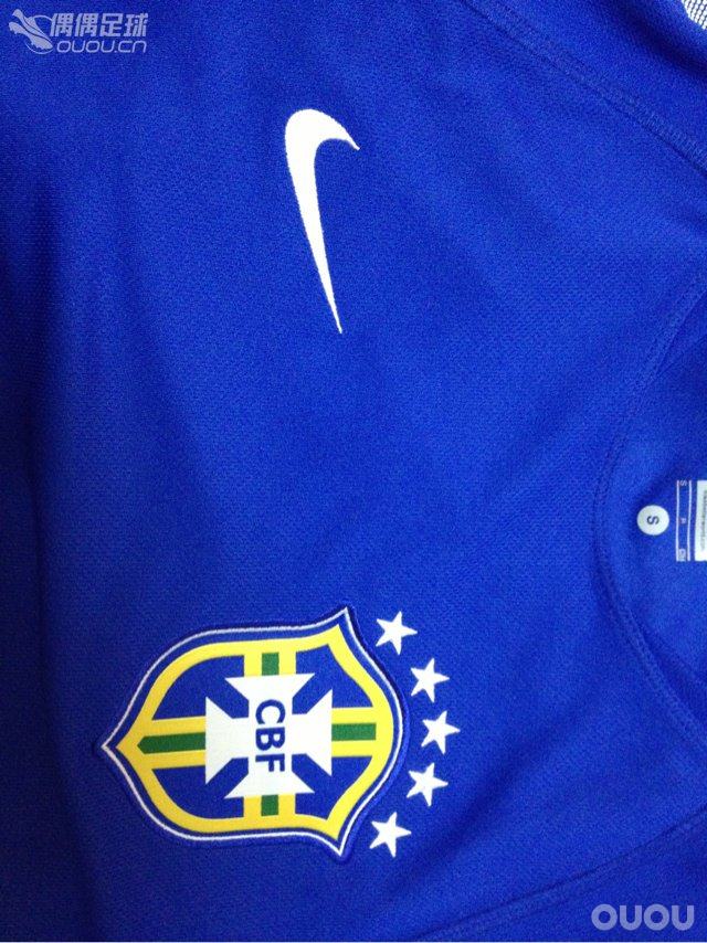 请各位大神帮鉴别下是否真品…?