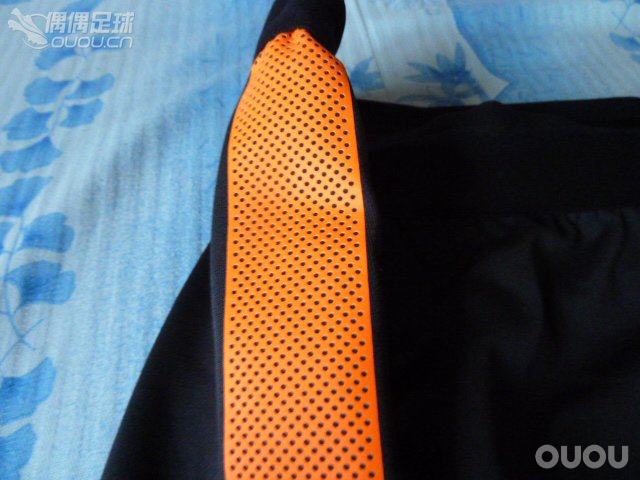 秋天来了~~该买秋天装备了~·2015 新款nike球员版收腿裤