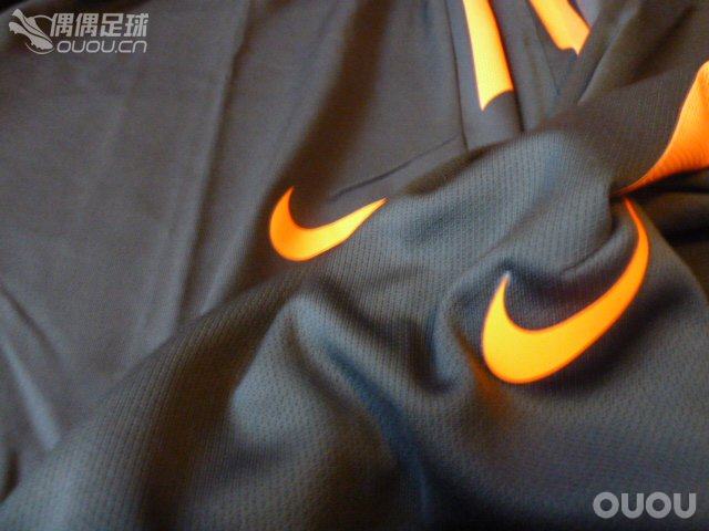秋天来了第二发~~nike 球员版收腿裤·~strike hose wind proximo EI