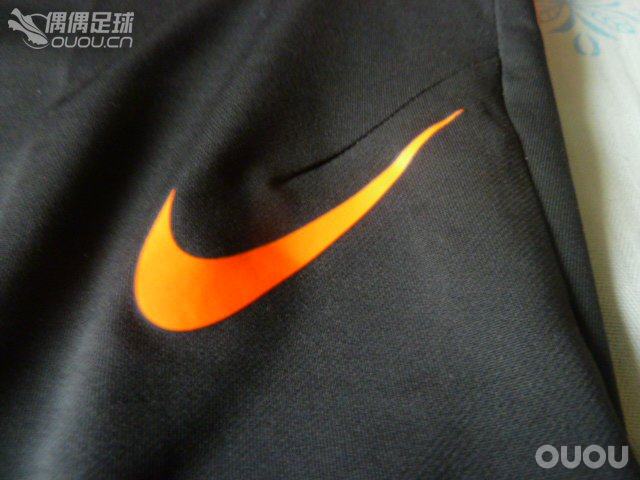 秋天来了~~该买秋天装备了~·2015 新款nike球员版收腿裤