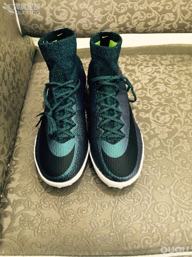 一如既往的骚,钩子怎么是比三杠会勾引人