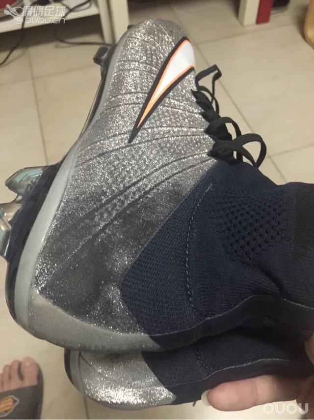 哥们们 看看正吗