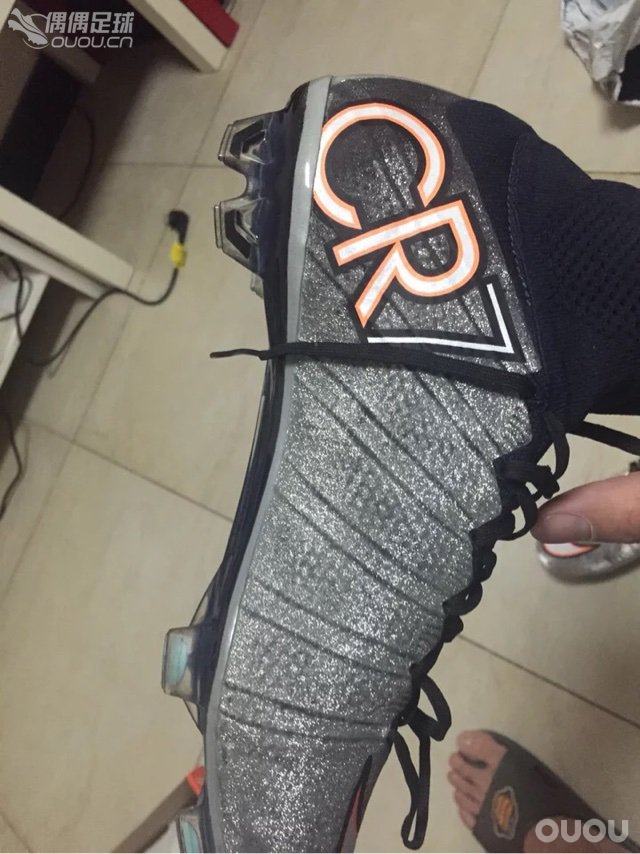 哥们们 看看正吗