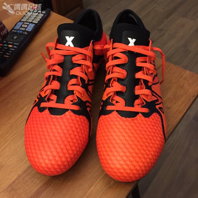 各方面都很赞 尤其是Primeknit针织面料和新型动态鞋领 已经后脚跟海绵内衬