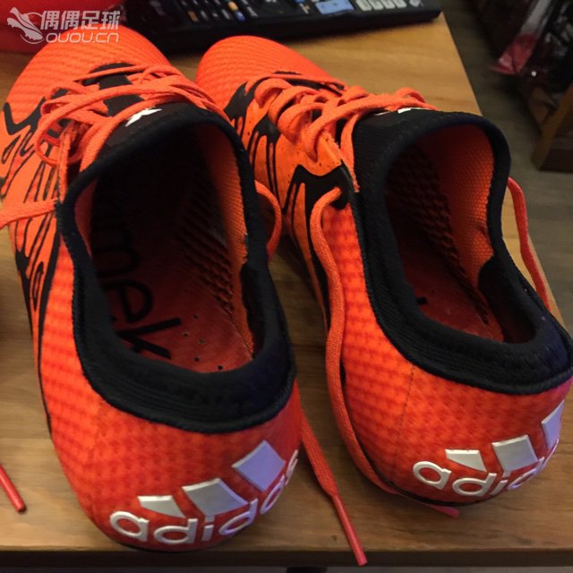 各方面都很赞 尤其是Primeknit针织面料和新型动态鞋领 已经后脚跟海绵内衬