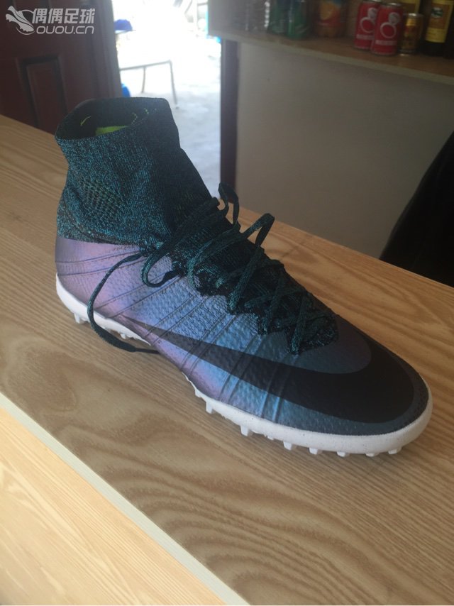 求大神帮忙看看,这正不正。