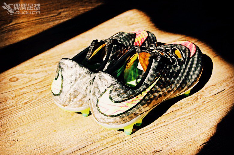 菜鸟入手nike hypervenom phantom fg