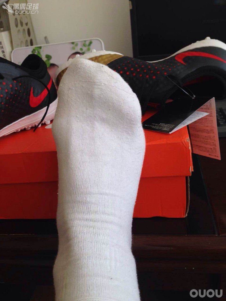 我也来发点新鞋感受,MERCURIALX FINALE TF 刺客10 黄金配色