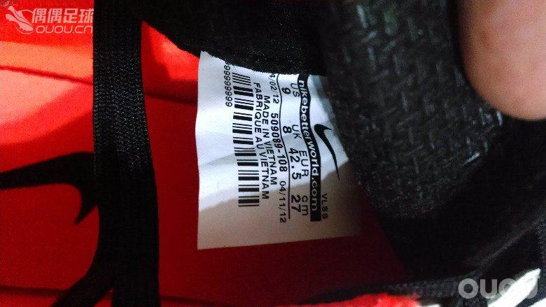 偶入一双串9传奇4中端TF  SAMLE。。。求鉴定。。