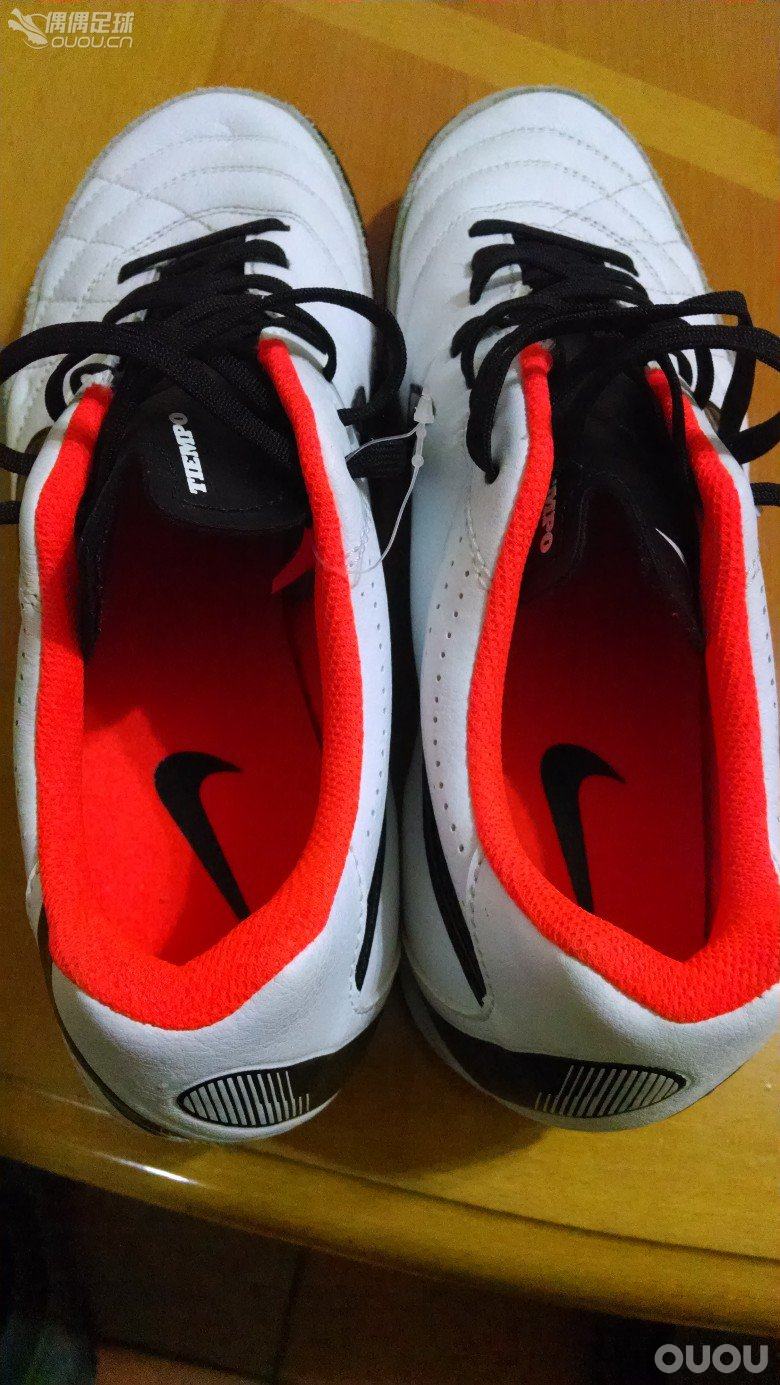 偶入一双串9传奇4中端TF  SAMLE。。。求鉴定。。