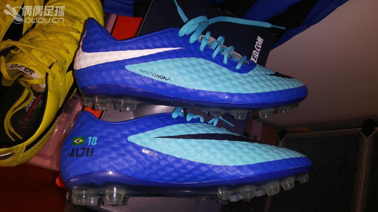 分享一双顶级nike iD毒锋AG.