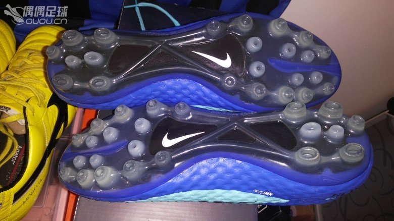 分享一双顶级nike iD毒锋AG.