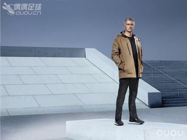 鸟叔的装备:Porsche Design Sport P5000 Bounce S3 Leather