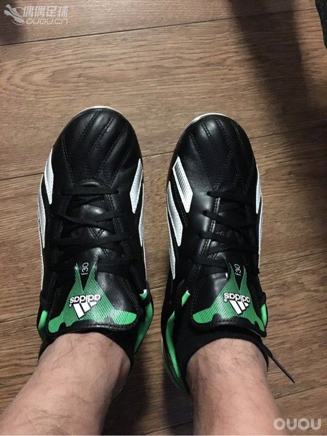 刚买的F30,鞋子非常
