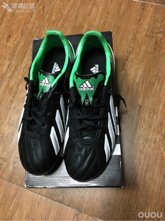 刚买的F30,鞋子非常