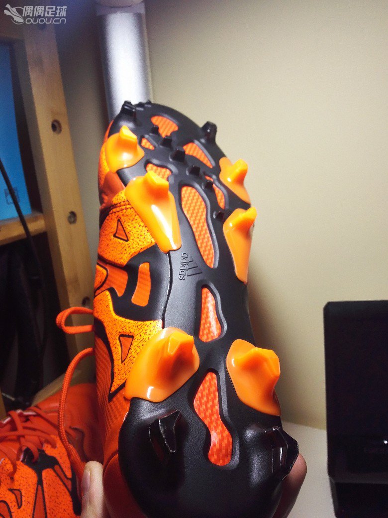 晒晒今天才到x15.1 皮版