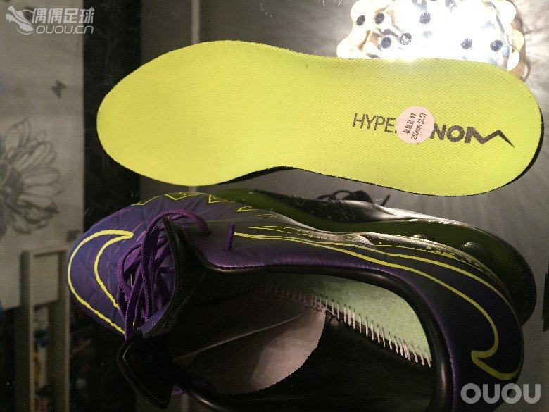 看看鞋子是不是正品