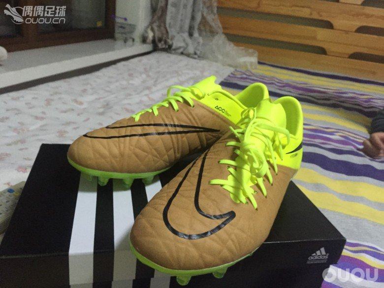 毒蜂2代袋鼠皮版,开箱Nike Hypervenom Phinish Leather FG – Canvas/Black/Volt