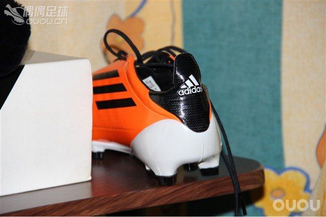 本人大二,19岁,初三开始中毒,来晒晒我这个屌丝穿过的鞋子。